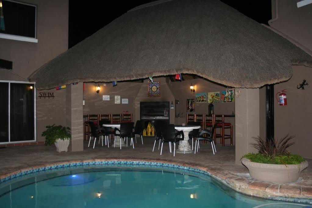 Colors Of Cape Town Lodge Esterno foto
